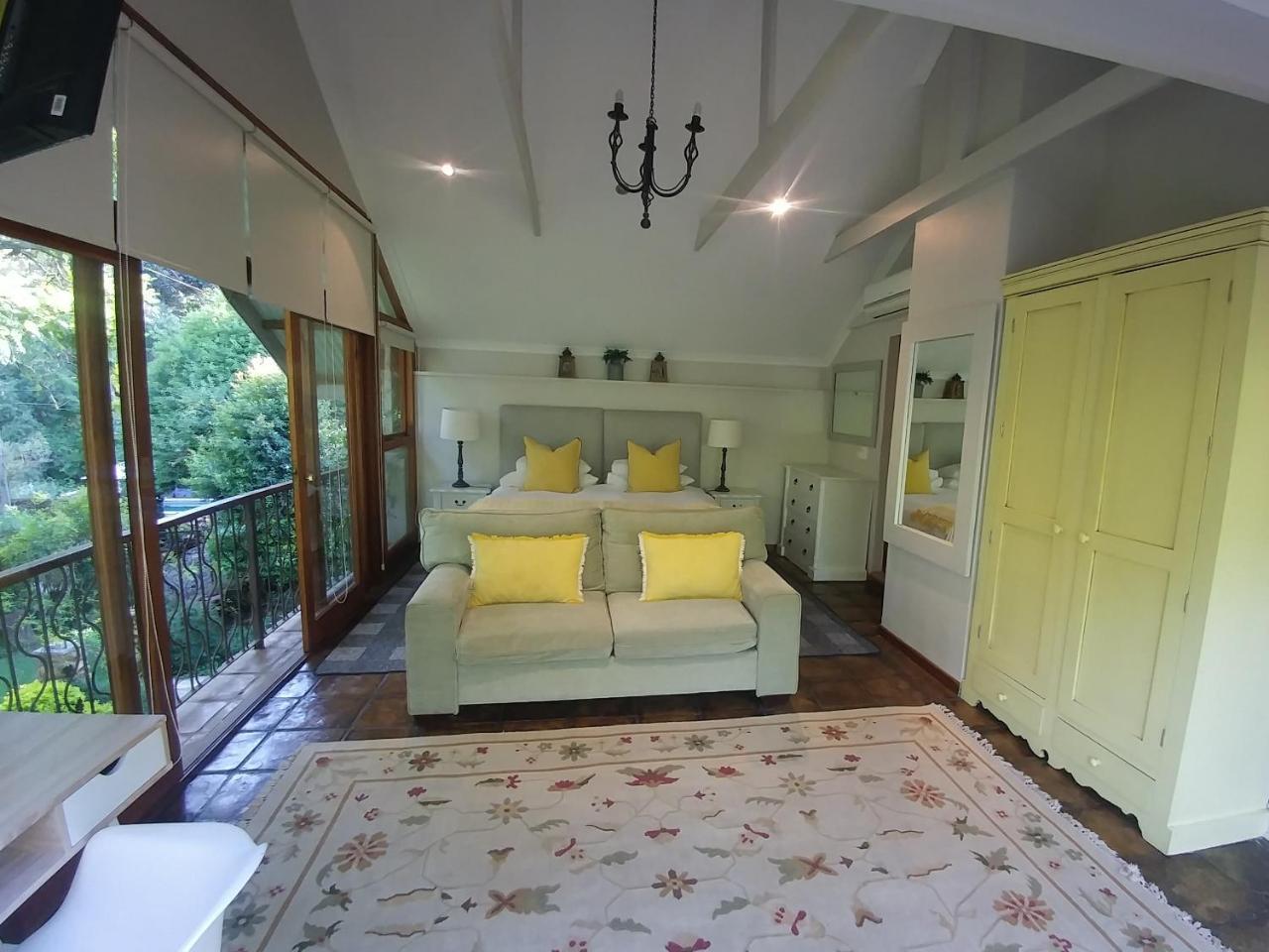 Aan De Vliet Guest House 스텔렌보스 외부 사진